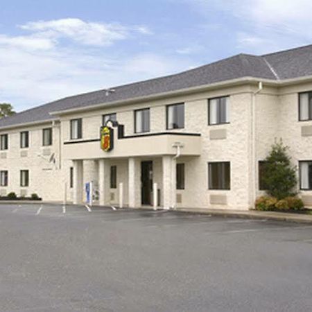 Super 8 By Wyndham Bedford Hotel Exterior foto